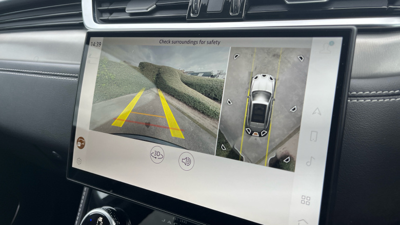 Jaguar F-Pace 3.0 D300 R-Dynamic SE Black 90th Anniv 5dr Auto Diesel Estate